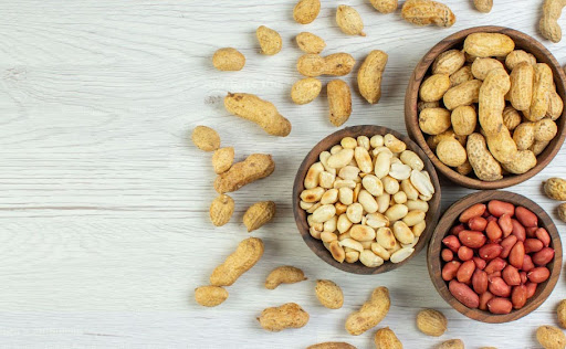 dog-can-eat-peanuts-1
